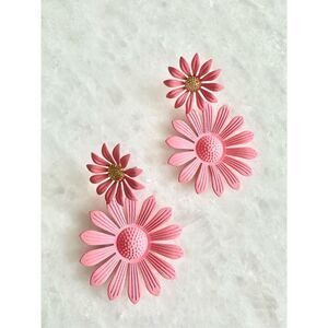 Light pink double flower earrings